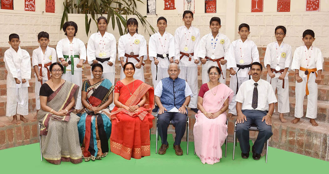 ಮಣಿಪಾಲ: ಮಾಧವಕೃಪಾ ಶಾಲೆಗೆ ಕರಾಟೆಯಲ್ಲಿ ಪ್ರಶಸ್ತಿ